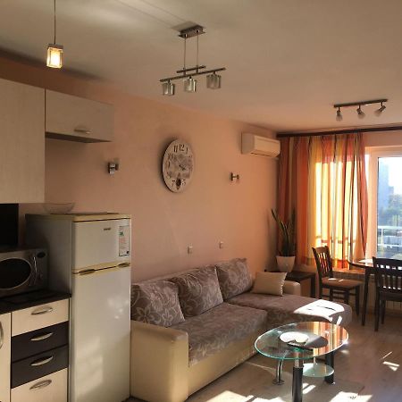 Апартамент Зорница Apartment Burgas ภายนอก รูปภาพ