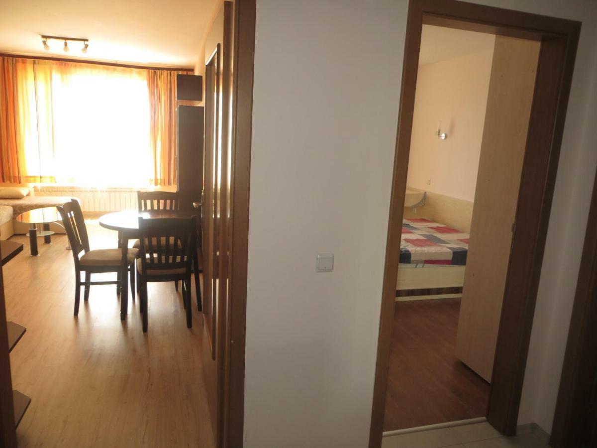Апартамент Зорница Apartment Burgas ภายนอก รูปภาพ